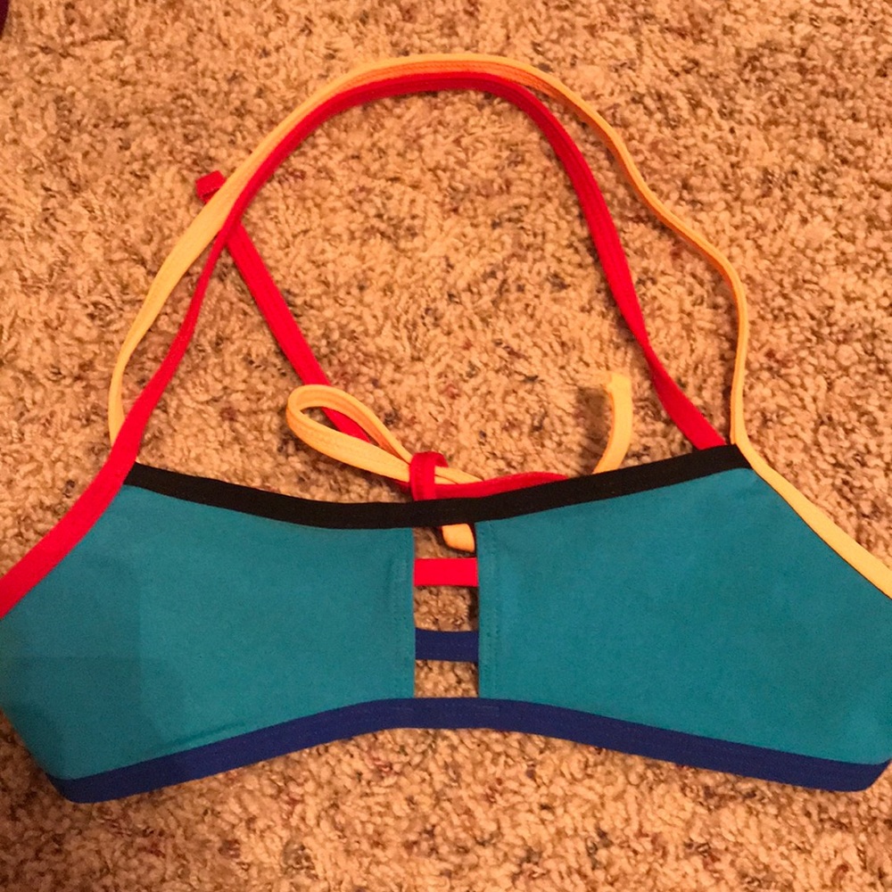 Jolyn misfit top